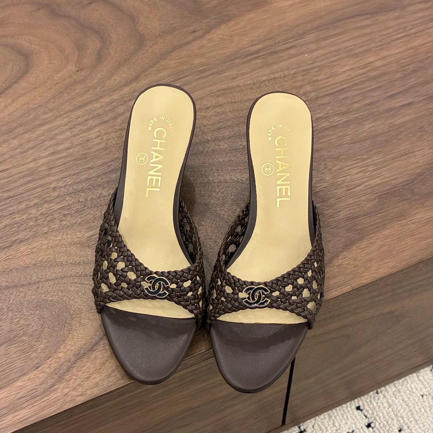 CHANEL 26S HIGH HEELS SANDALS 60 MM IN DARK BROWN WOVEN LAMBSKIN