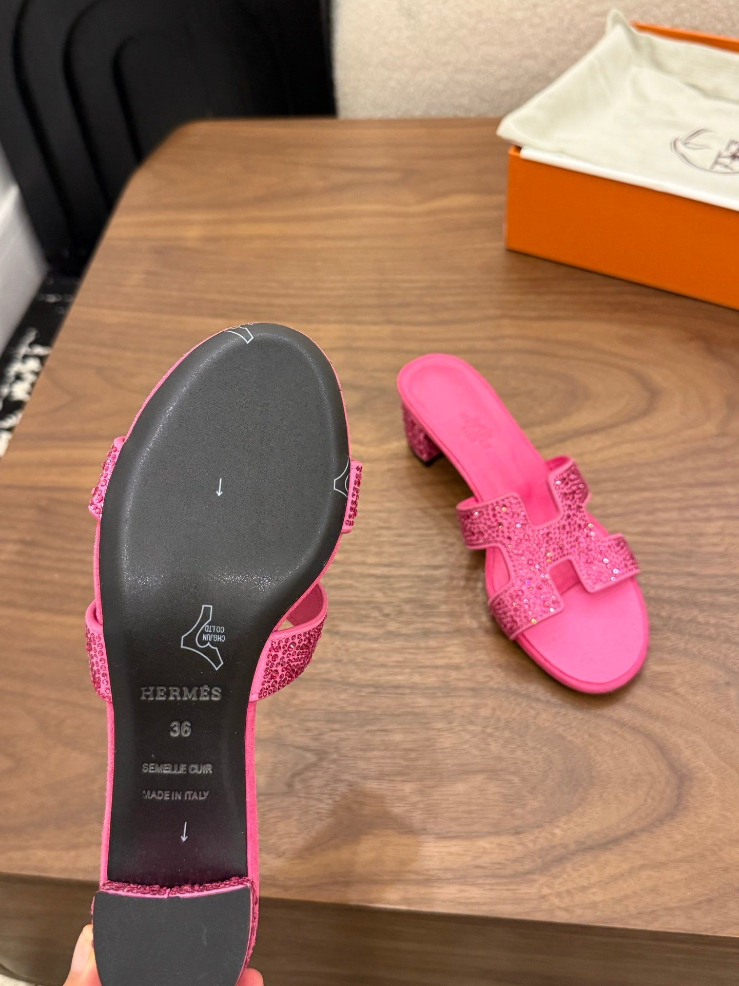 HM 26S OASIS SANDAL IN HOT PINK SUEDE WITH CRYSTALS
