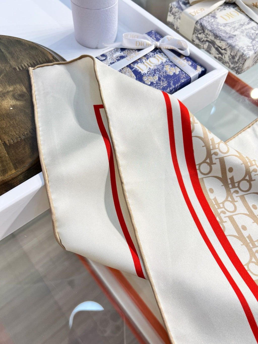 DIOR 26S SCARF 90CM IN SILK 163866