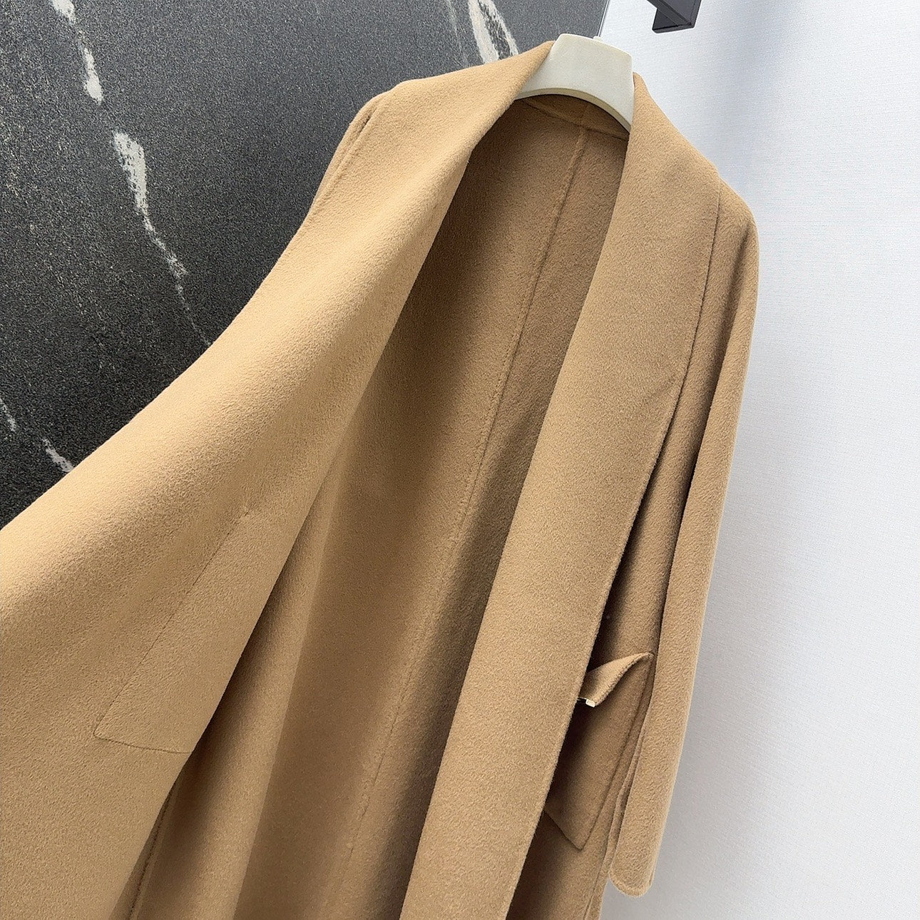 VALENTINO 26S LONG COAT STYLE 82