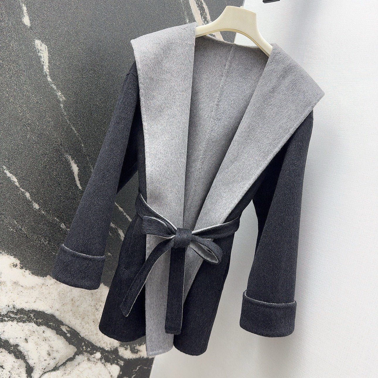MAX MARA 25S HOODED MID-LENGTH COAT 161