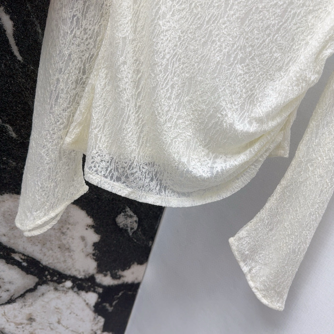 VALENTINO 26S LACE TOP STYLE 59