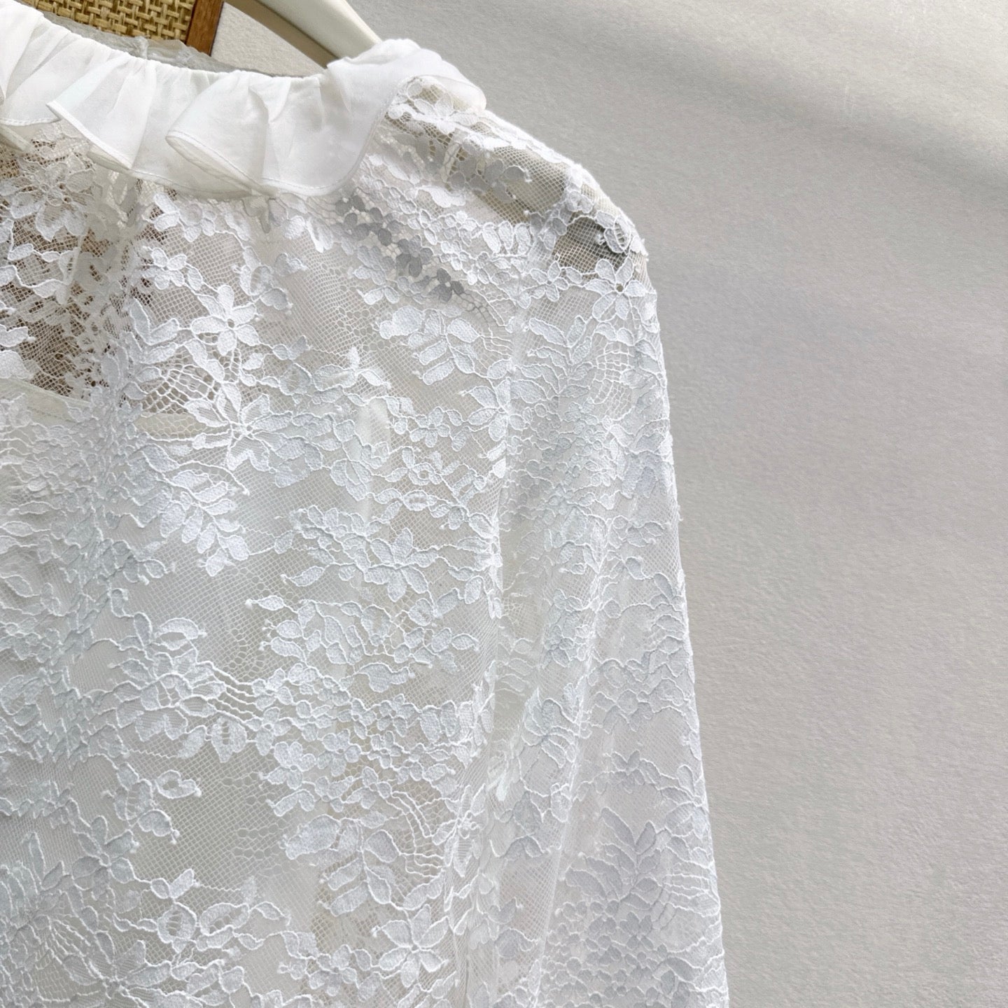 VALENTINO 26S LACE SHIRT STYLE 27