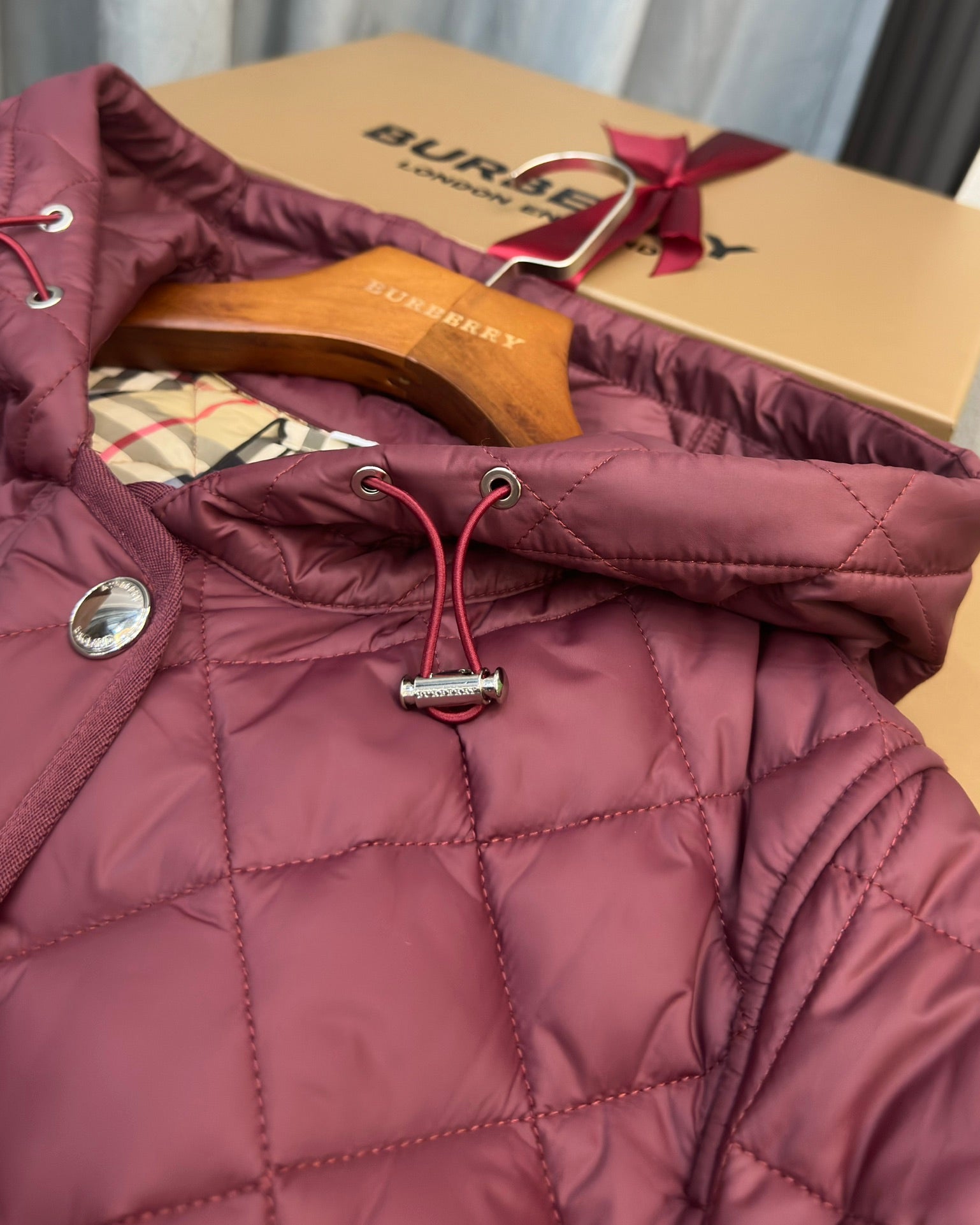 BURBERRY 25S LONG HOODED COAT 064