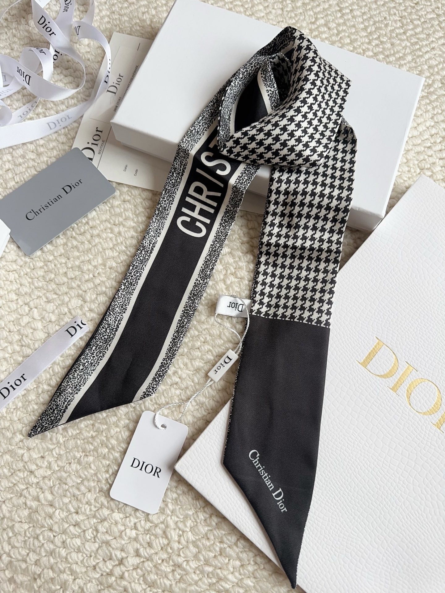 DIOR 26S SCARF 105CM IN SILK 298128