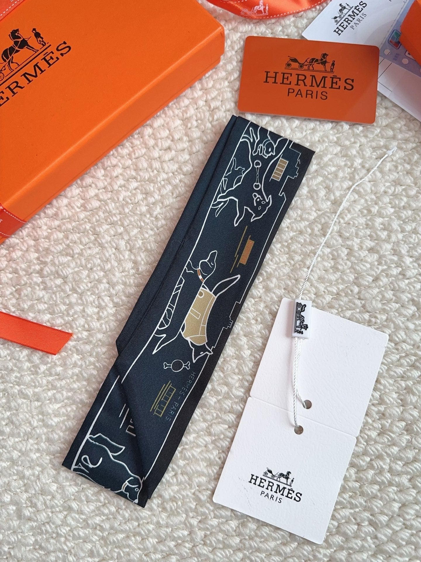 HERMES 26S SCARF 86 IN SILK 309595