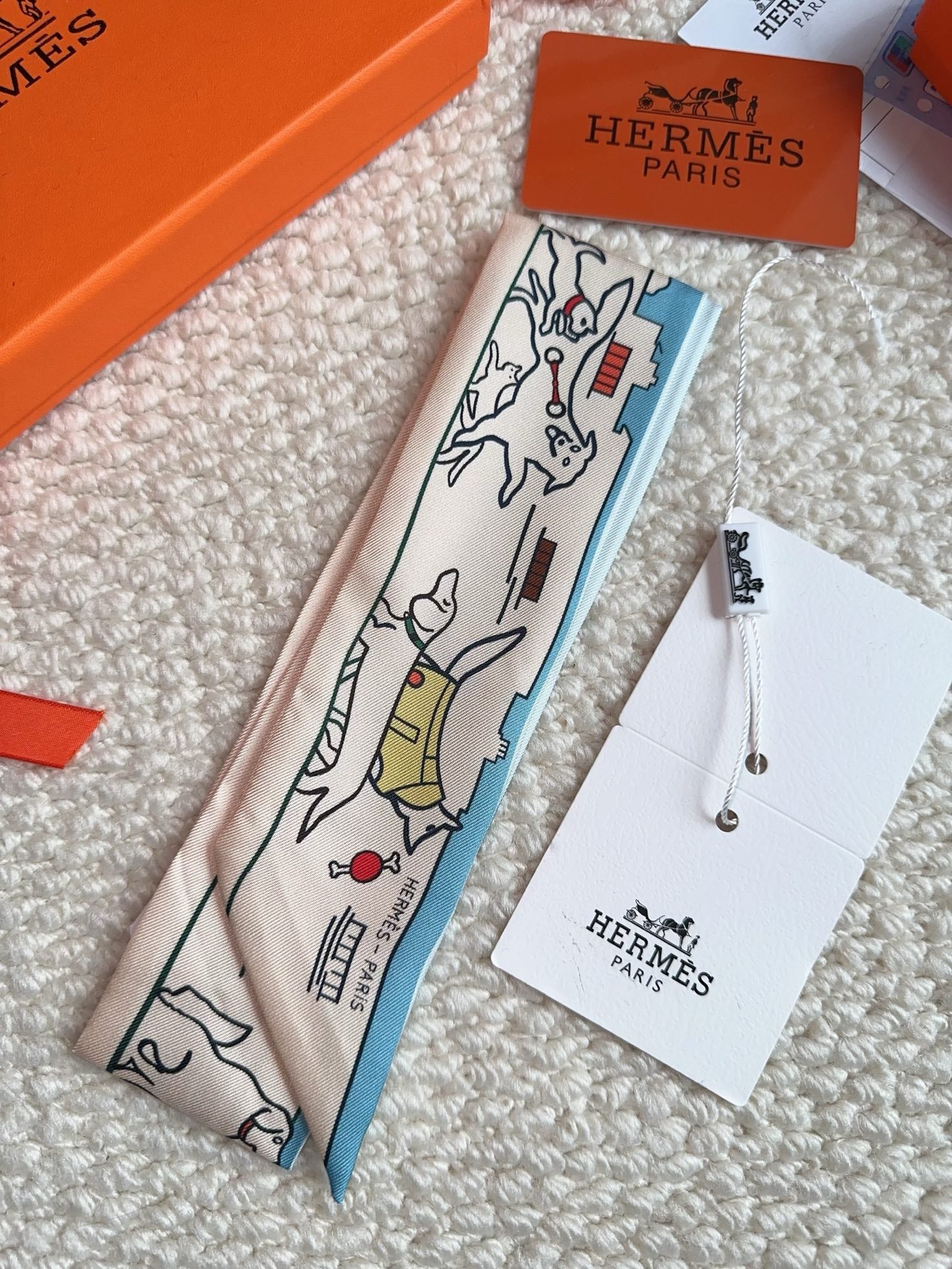 HERMES 26S SCARF 86 IN SILK 309597