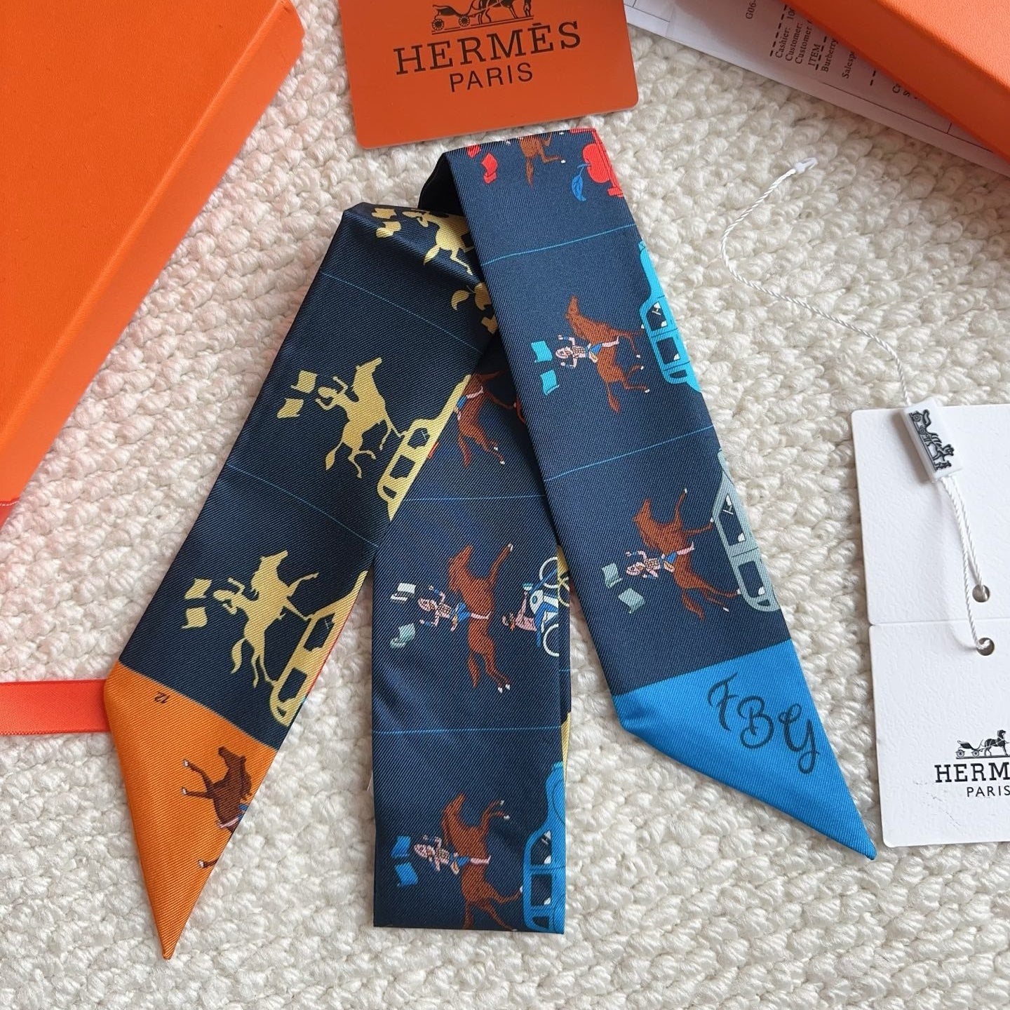 HERMES 26S SCARF 86 IN SILK 309600