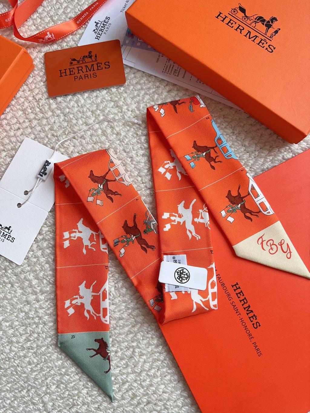 HERMES 26S SCARF 86 IN SILK 309602