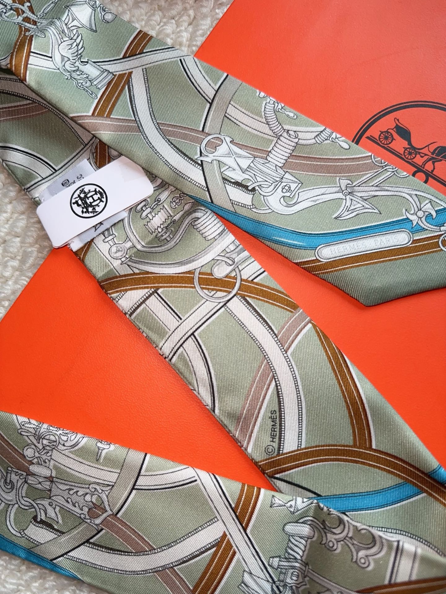 HERMES 26S SCARF 86 IN SILK 309613
