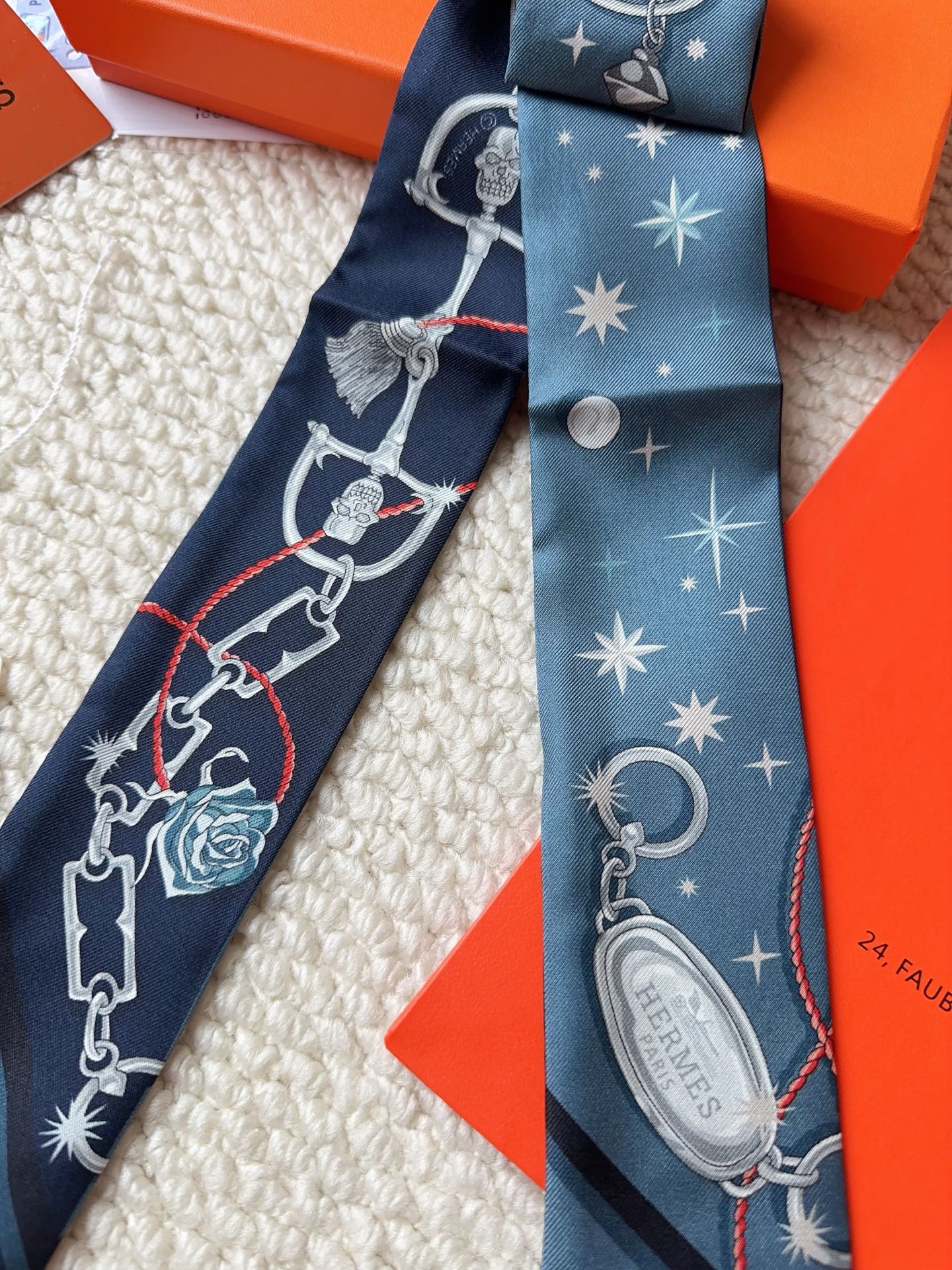 HERMES 26S SCARF 86 IN SILK 309616