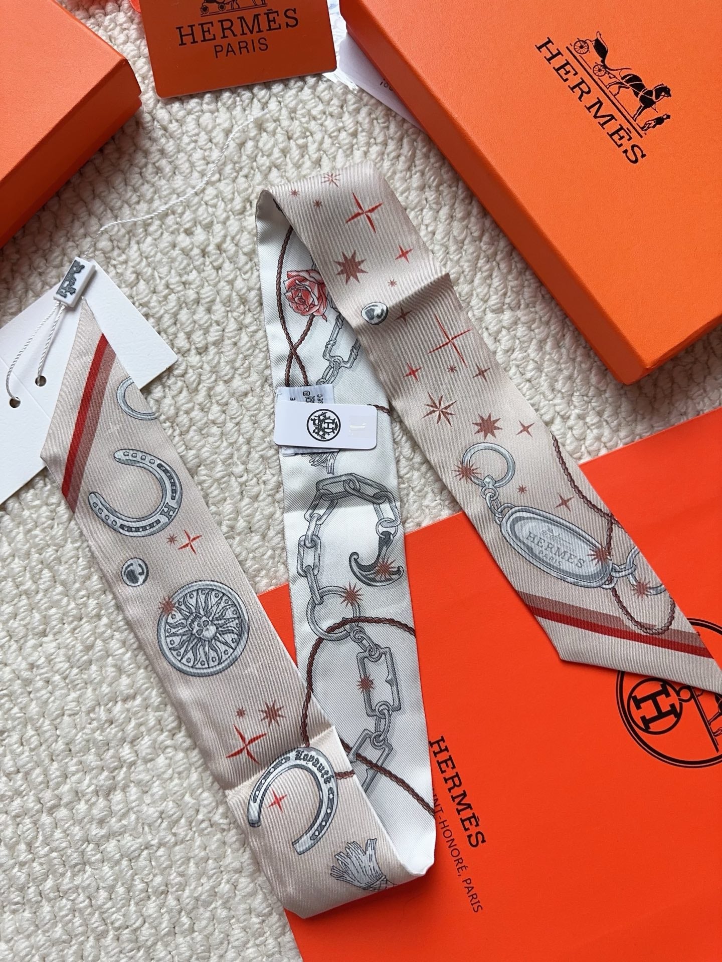 HERMES 26S SCARF 86 IN SILK 309618