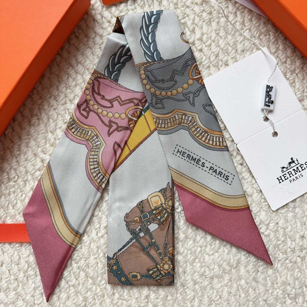 HERMES 26S SCARF 86 IN SILK 309624