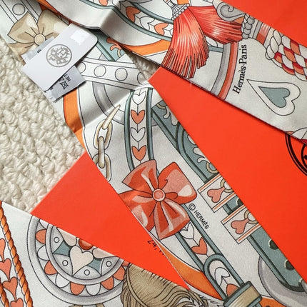 HERMES 26S SCARF 86 IN SILK 309641