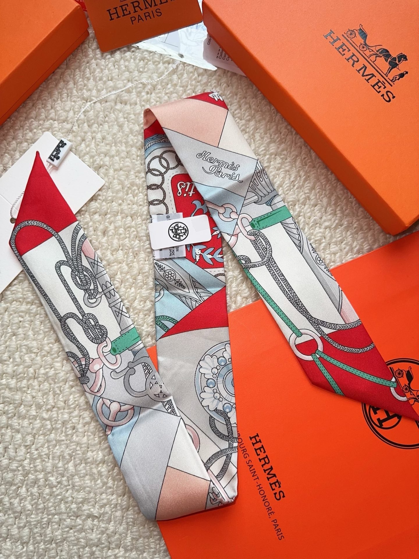 HERMES 26S SCARF 86 IN SILK 309646