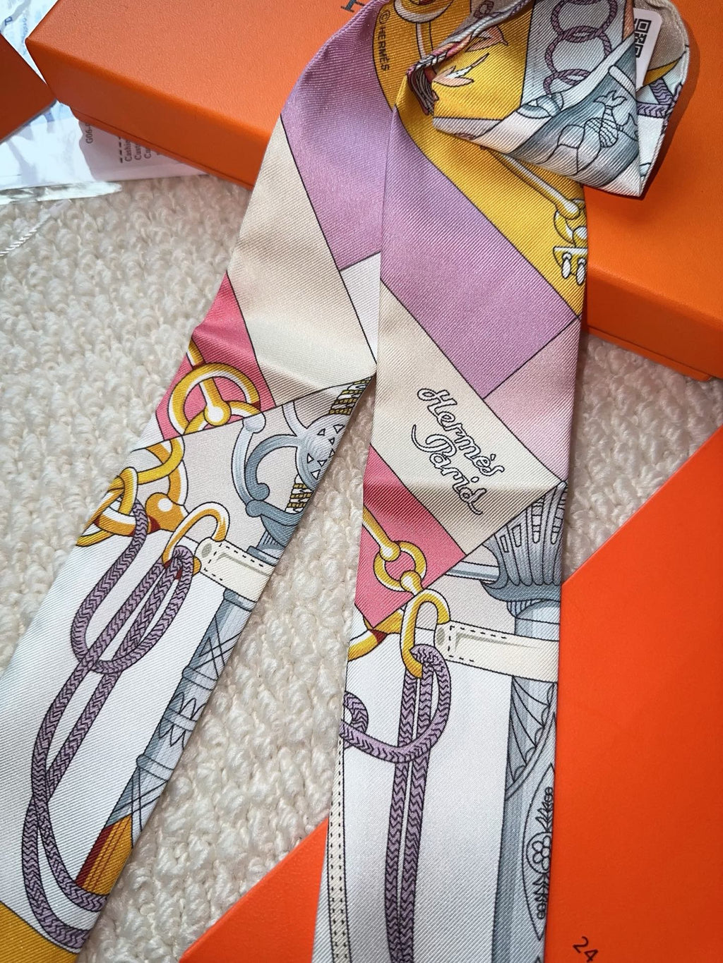HERMES 26S SCARF 86 IN SILK 309648