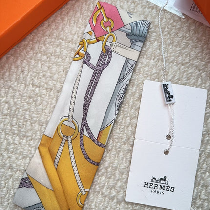 HERMES 26S SCARF 86 IN SILK 309648
