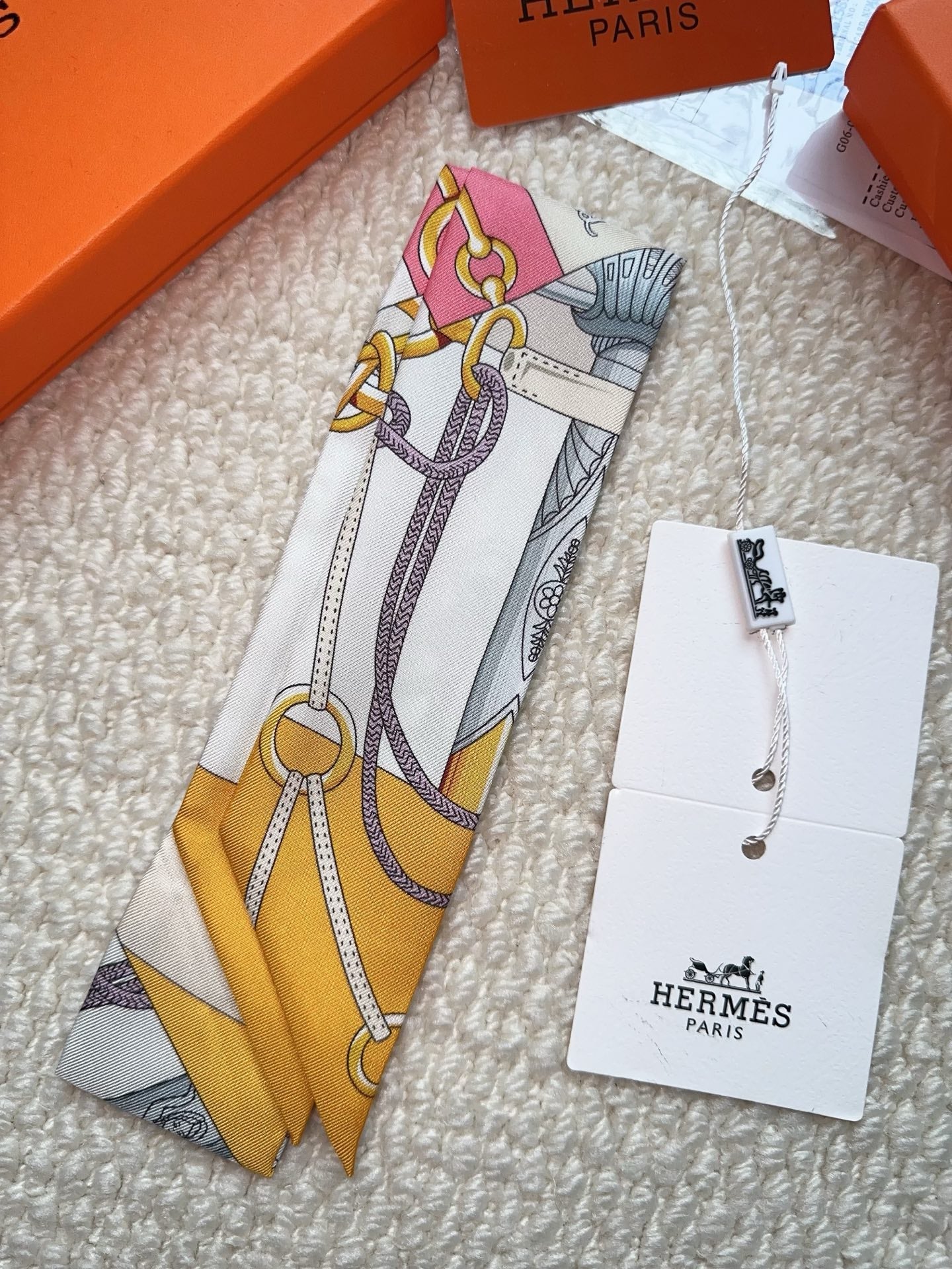 HERMES 26S SCARF 86 IN SILK 309647