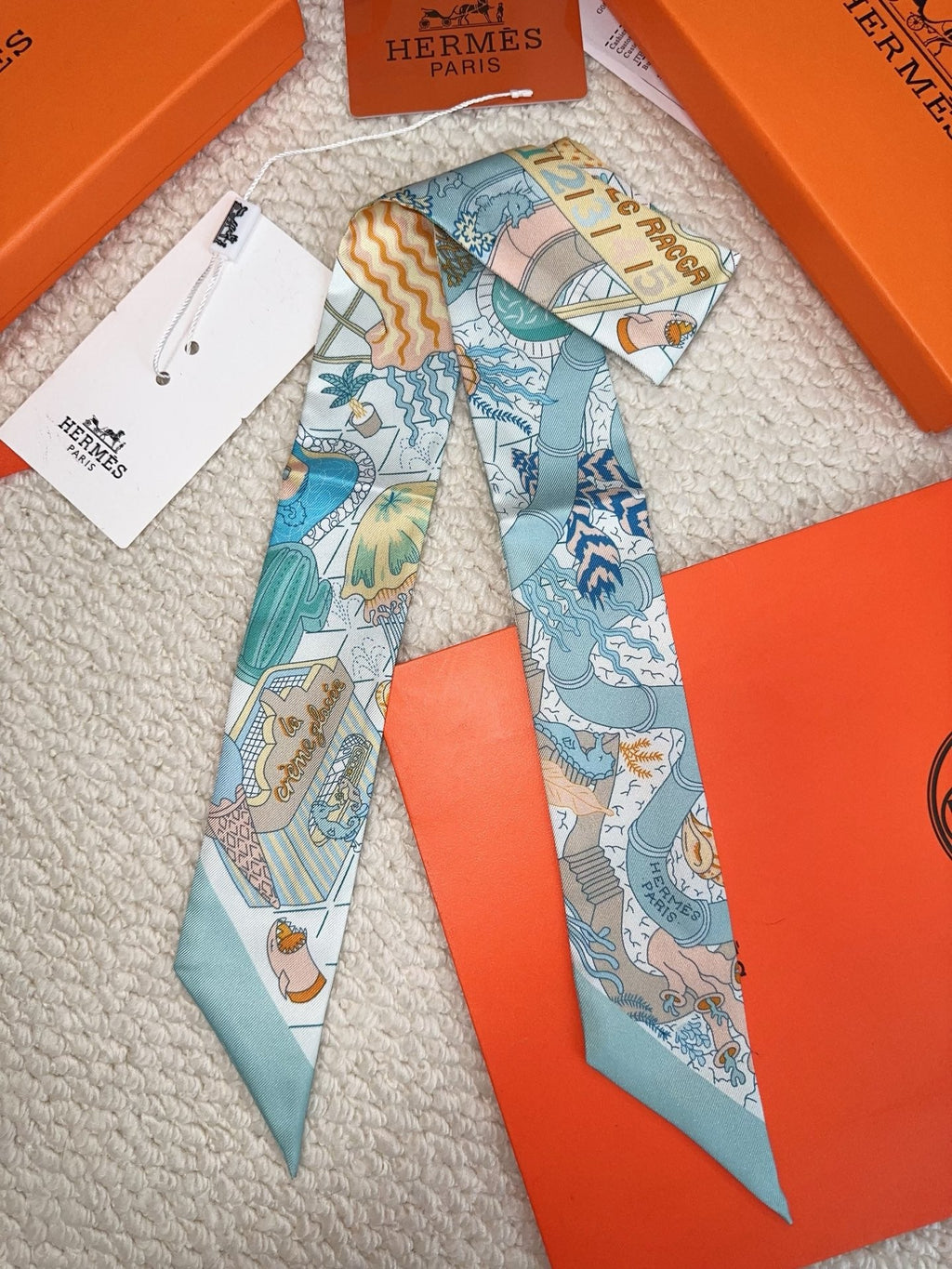 HERMES 26S SCARF 86 IN SILK 309651