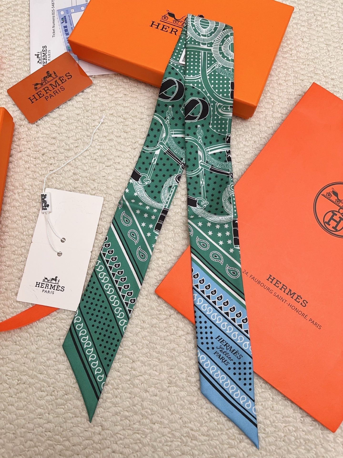 HERMES 26S SCARF 90 IN SILK 309657
