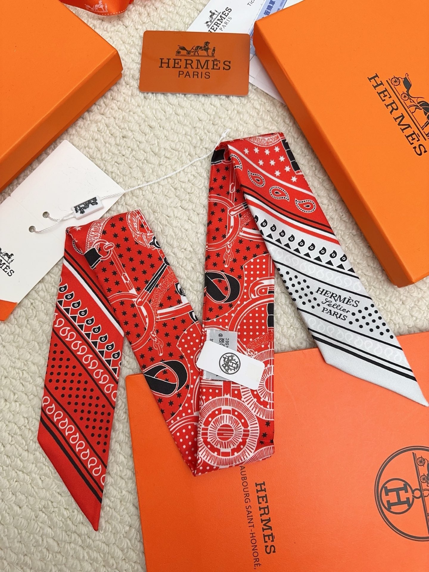 HERMES 26S SCARF 90 IN SILK 309658