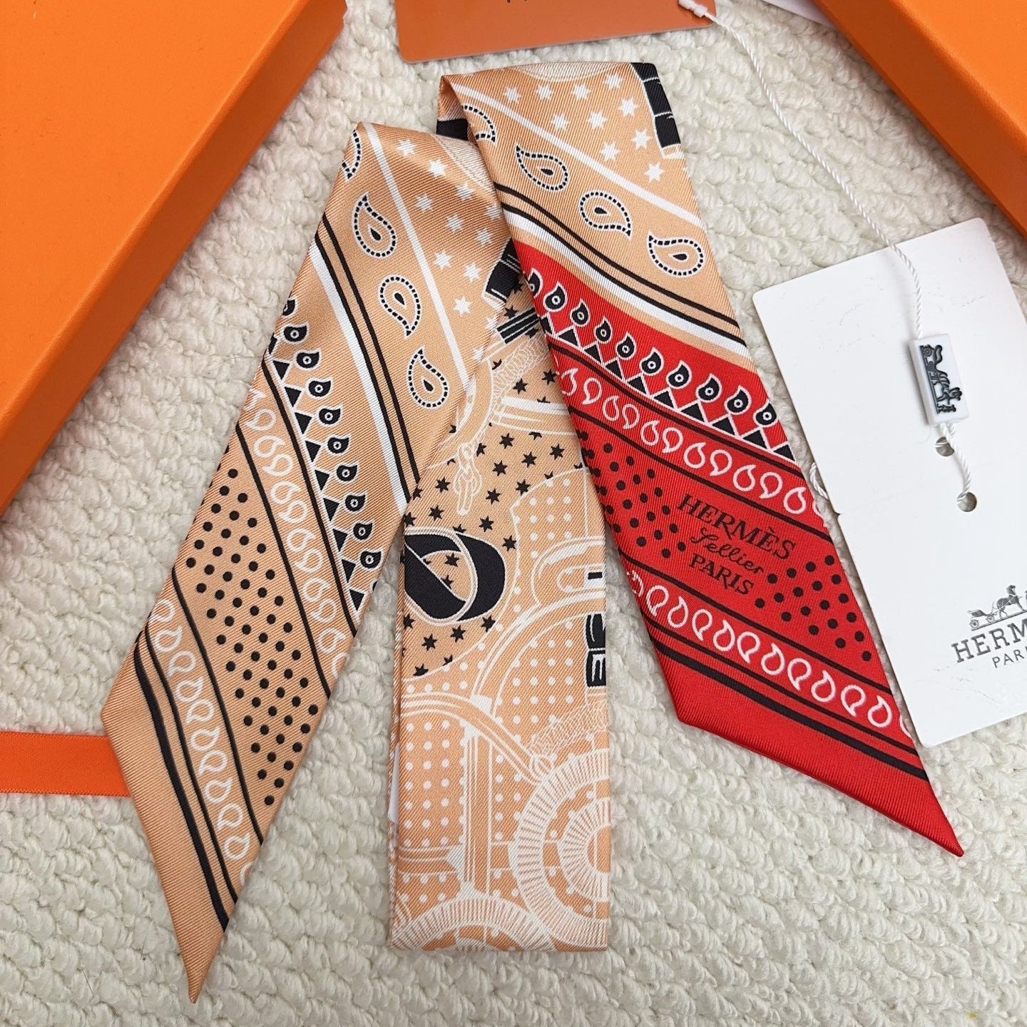 HERMES 26S SCARF 90 IN SILK 309659
