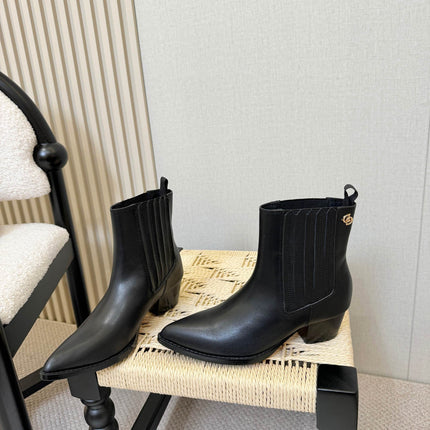 DIOR 26S BLOCK HEEL CHELSEA ANKLE BOOTS IN BLACK CALFSKIN
