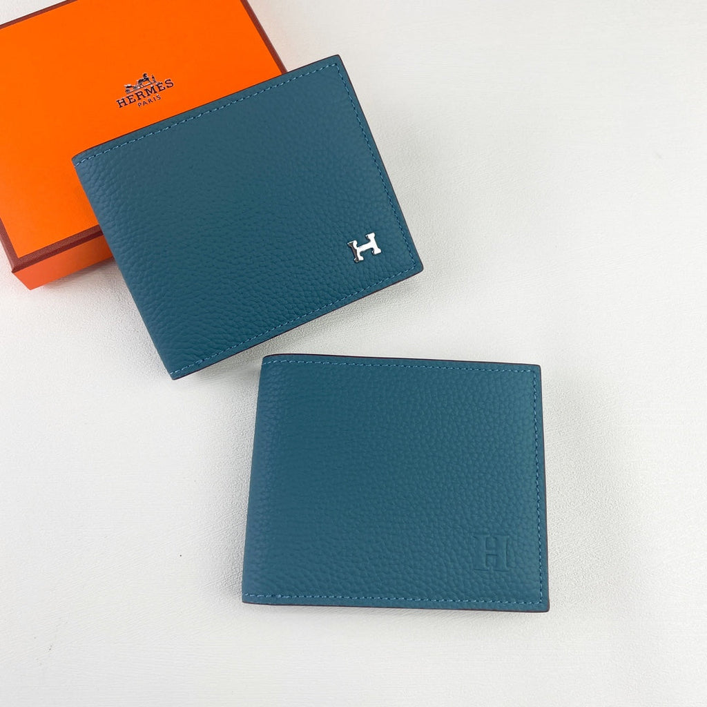 HM SILK’IN MEN’S SHORT WALLET 11.5 CERULEAN GRAINED CALFSKIN