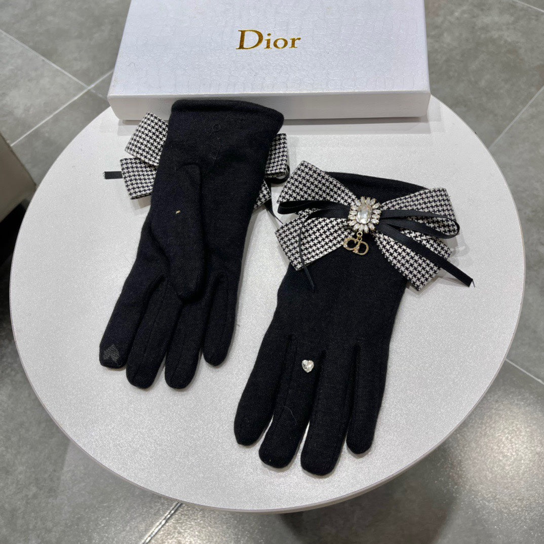 WOOL GLOVES BLACK ATTACHED BUTTERFLY BOW 215146
