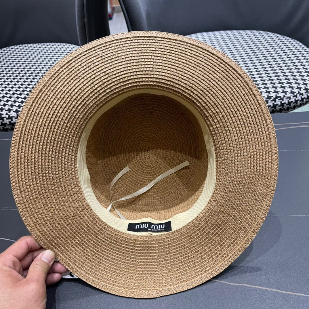 MIUMIU SMALL-BRIM STRAW HAT IN BEIGE AND PEARL EMBELLISHED