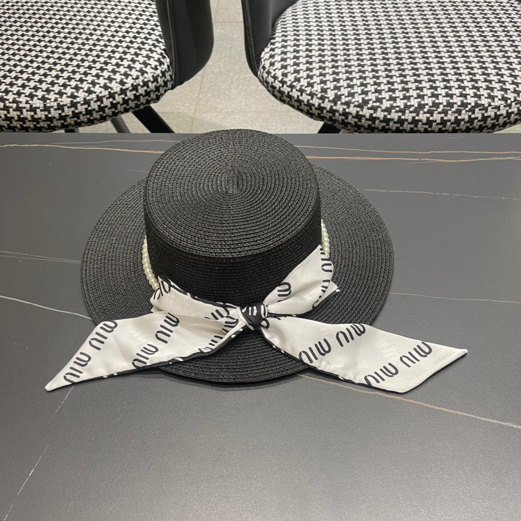 MIUMIU SMALL-BRIM STRAW HAT IN BLACK AND PEARL EMBELLISHED
