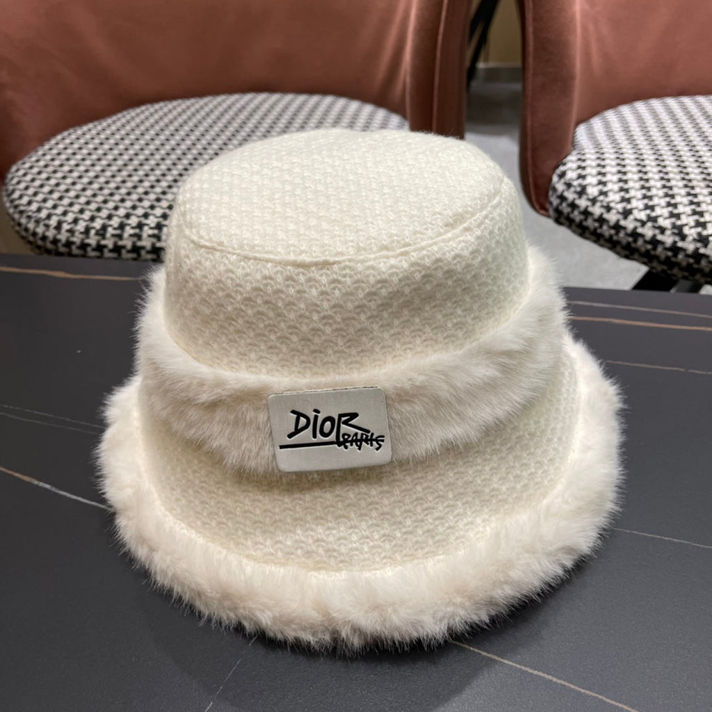 KNITTED BUCKET HAT IN WHITE FABRIC AND RABBIT FUR 431198