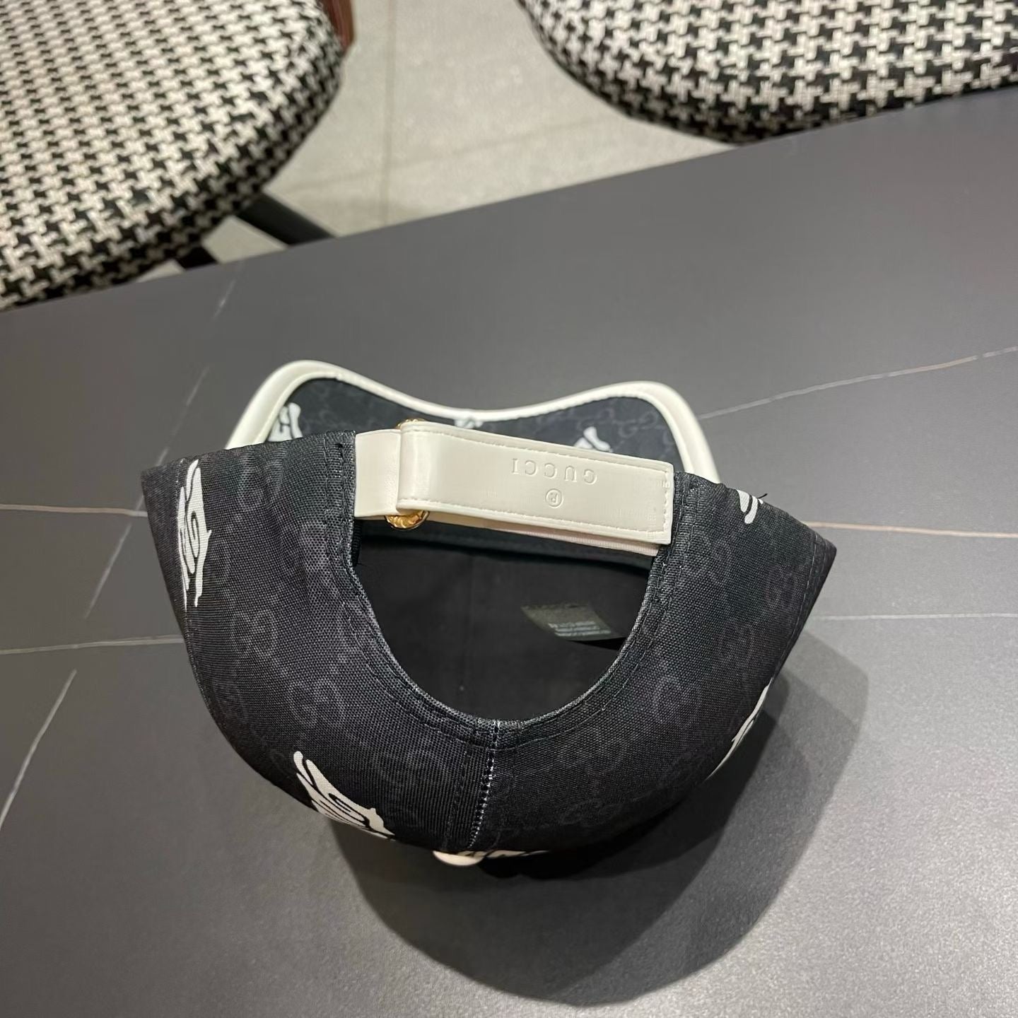 GUCCI 26S BASEBALL CAP STYLE 56