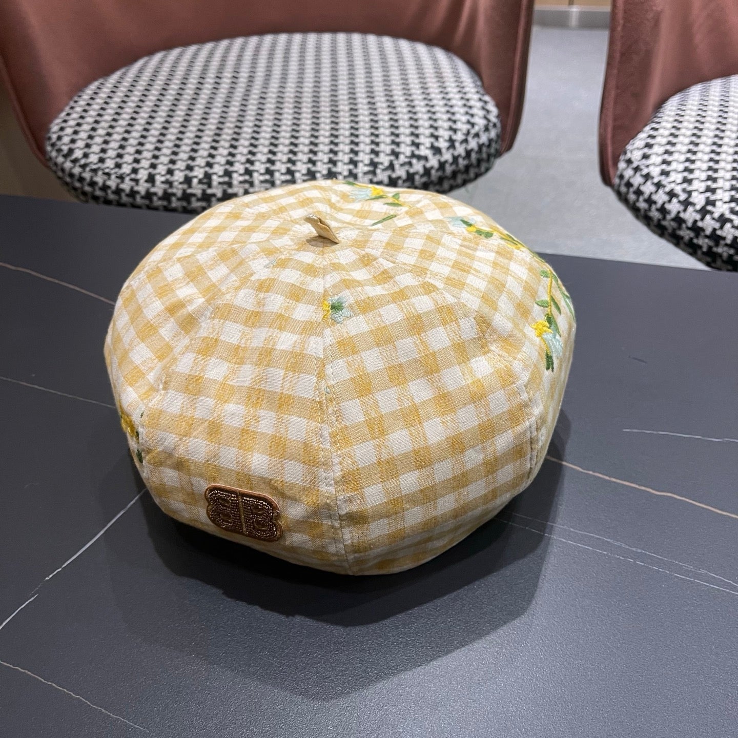 BALENCIAGA 26S PLAID BERET STYLE 8