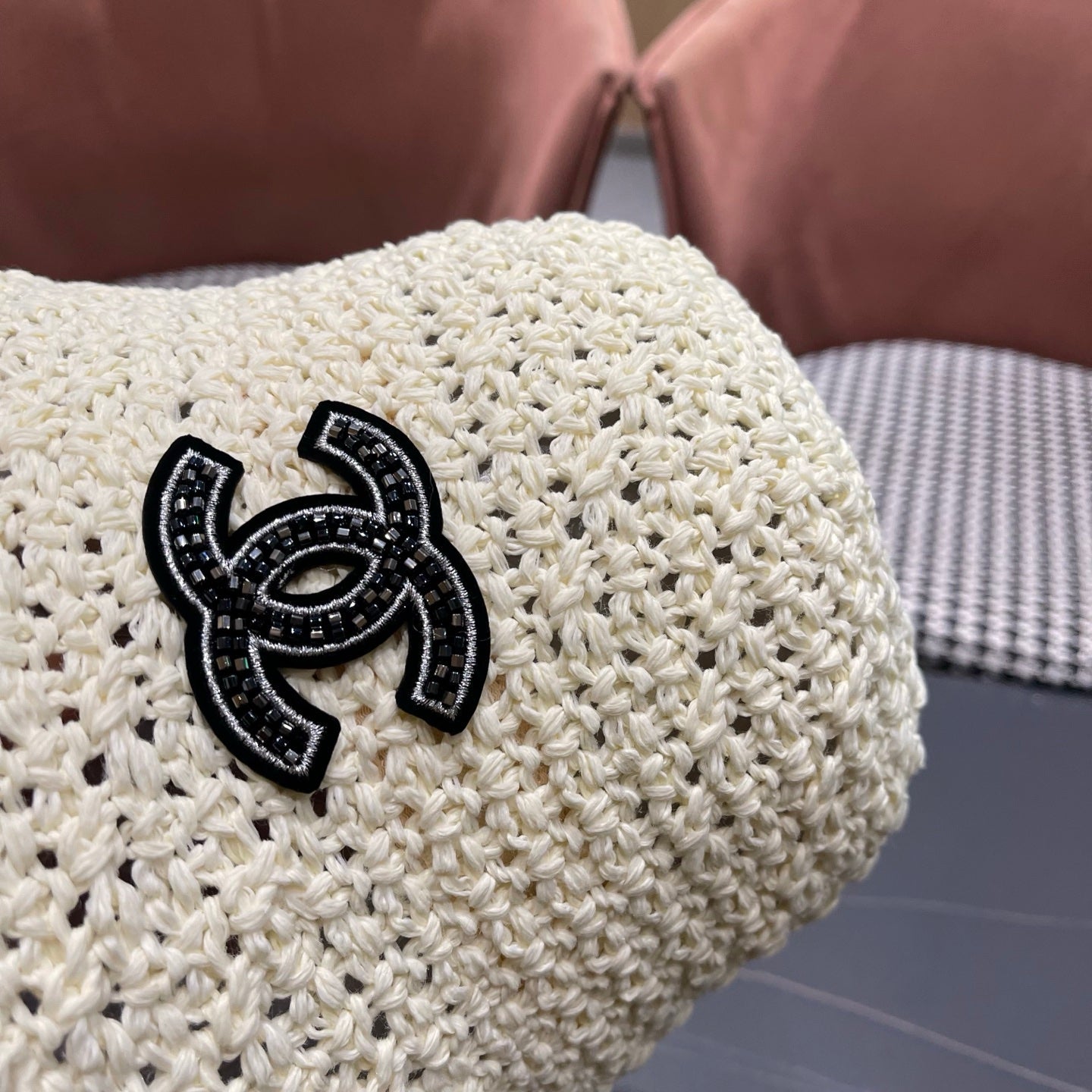 CHANEL 26S RAFFIA BUCKET HAT 335790