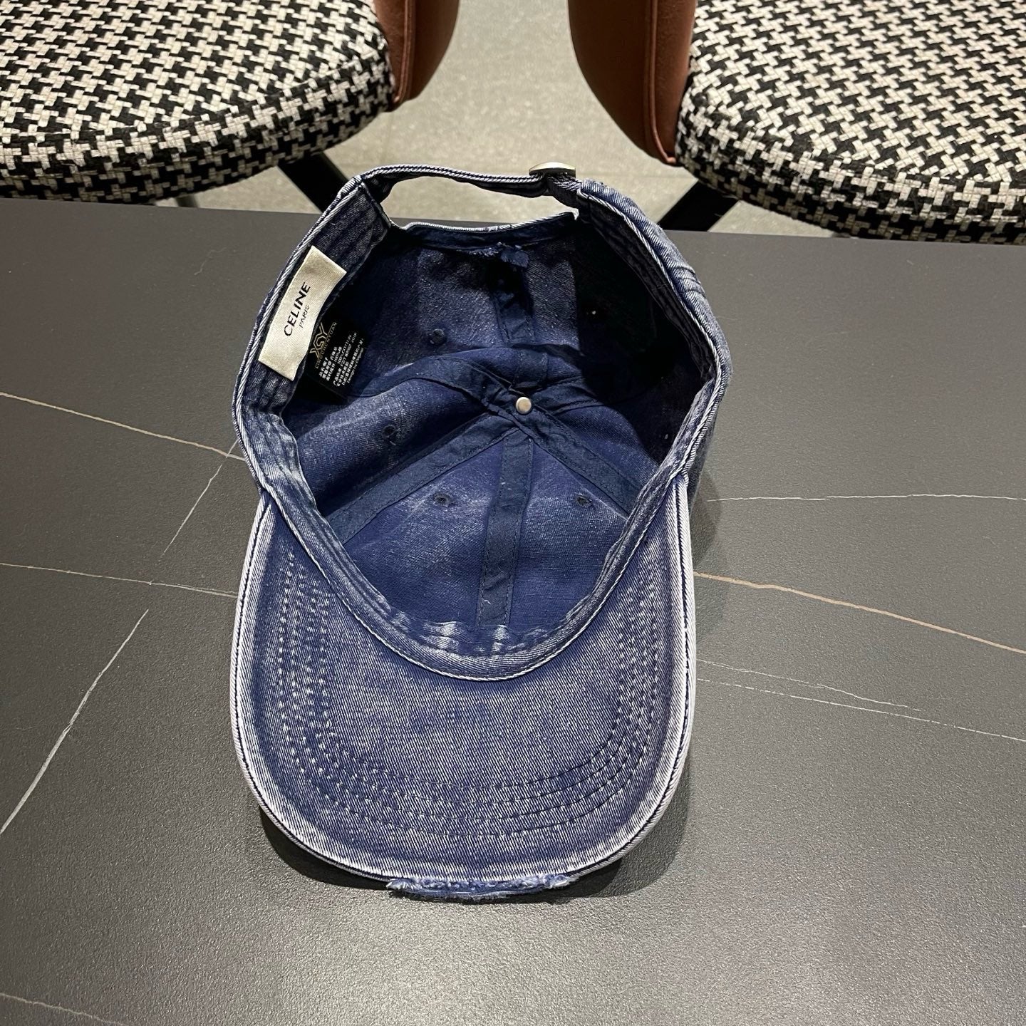 CELINE 26S BASEBALL CAP STYLE 190