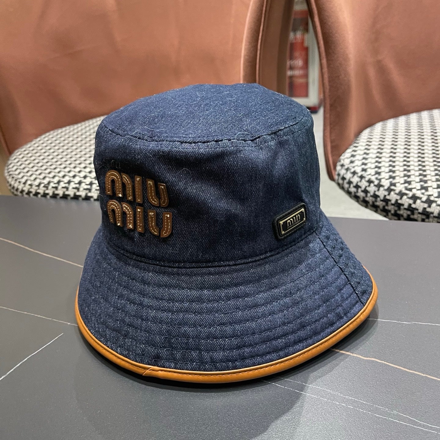 MIUMIU 26S BUCKET HAT 346979