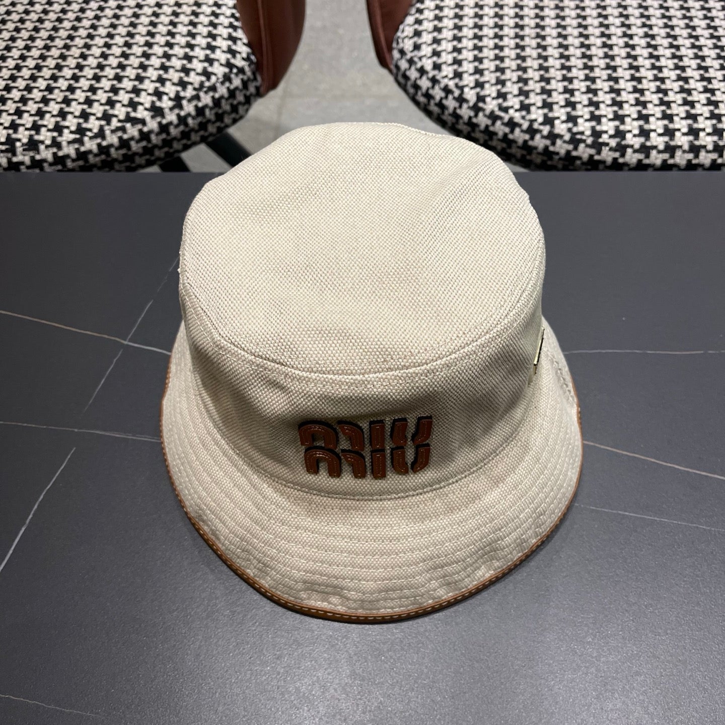 MIUMIU 26S BUCKET HAT 346977
