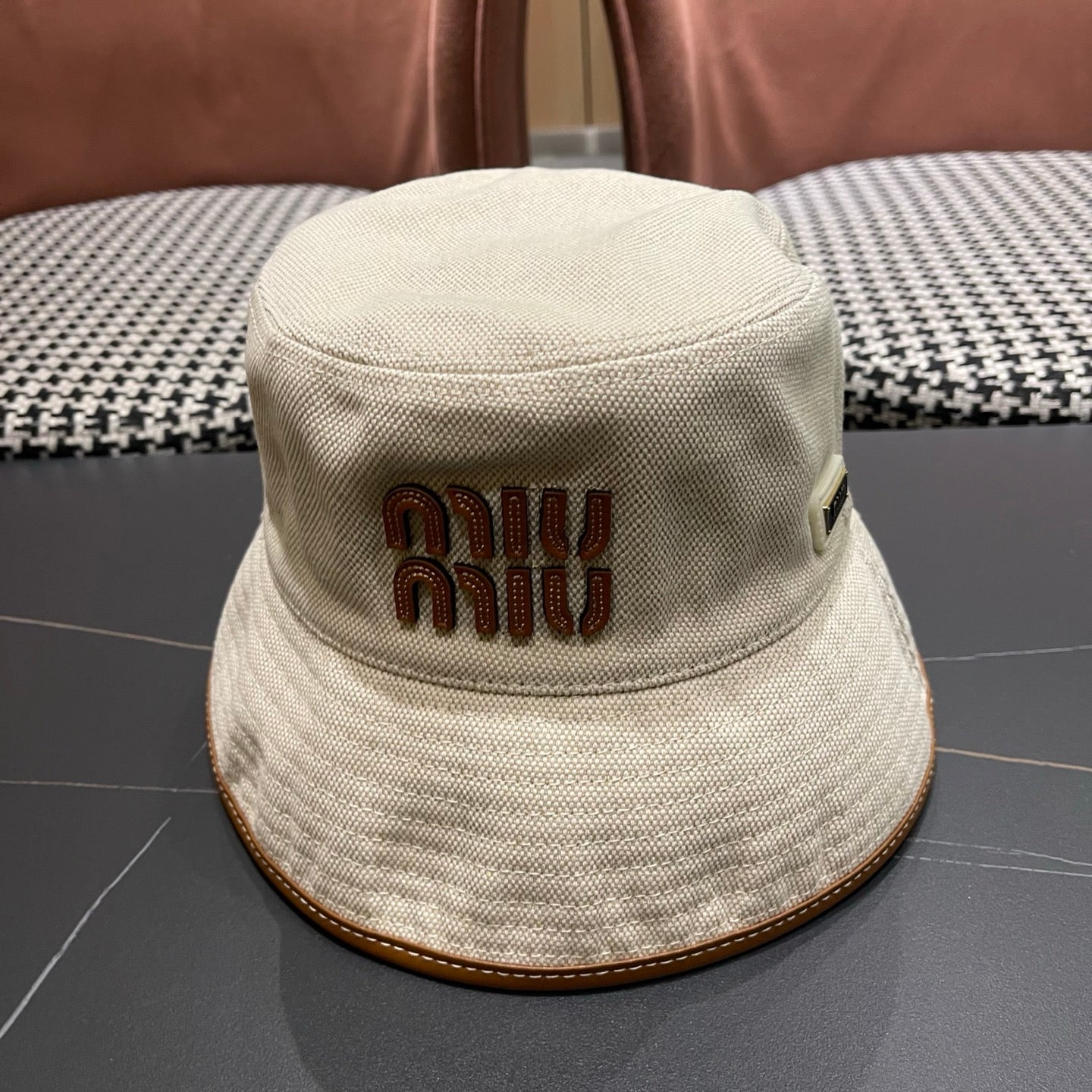 MIUMIU 26S BUCKET HAT 346977