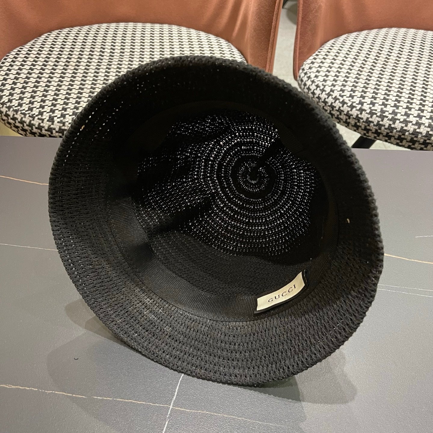 GUCCI 26S CROCHET BUCKET HAT STYLE 58