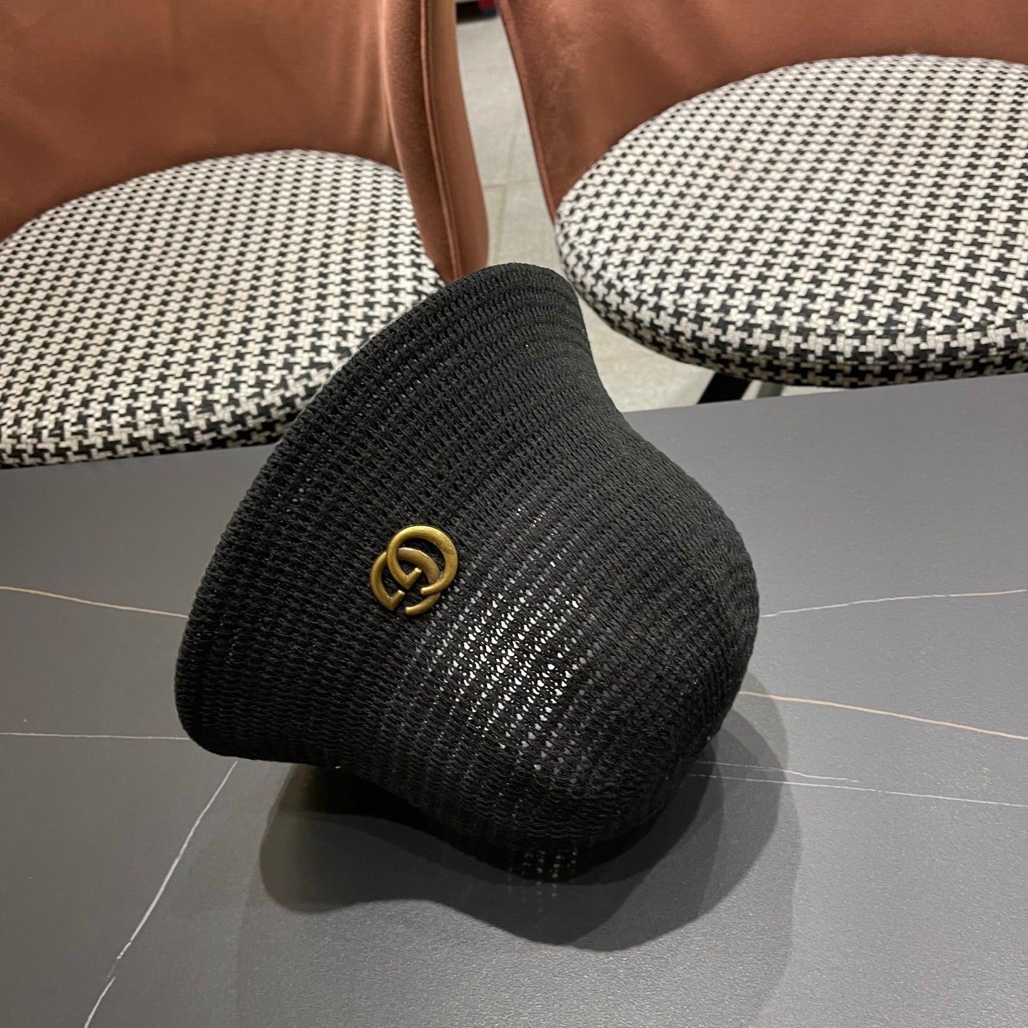 GUCCI 26S CROCHET BUCKET HAT STYLE 58