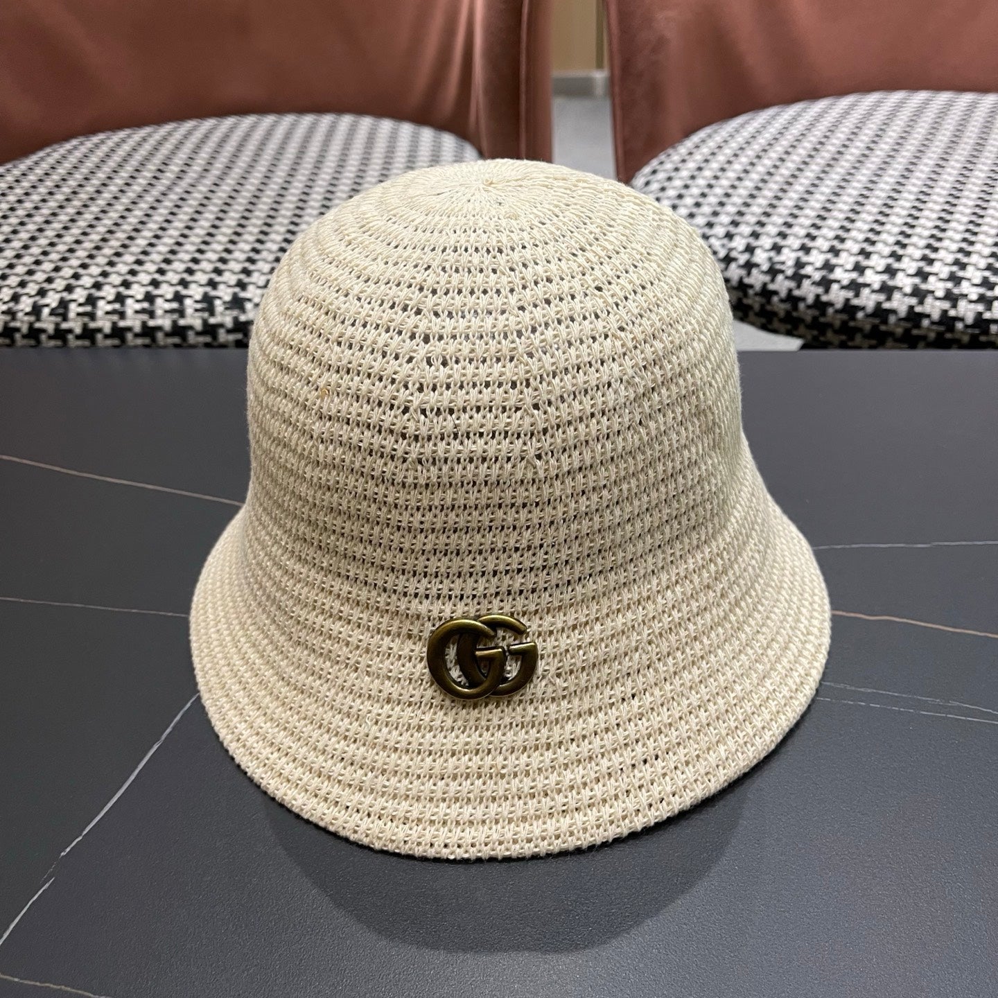 GUCCI 26S CROCHET BUCKET HAT STYLE 59