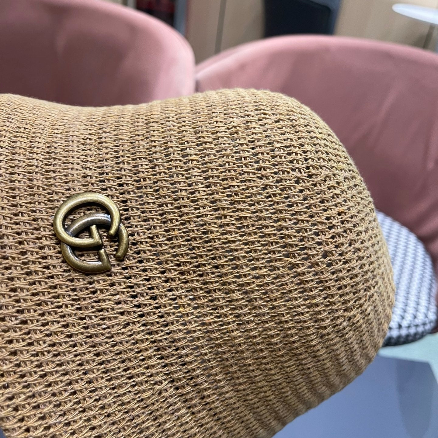 GUCCI 26S CROCHET BUCKET HAT STYLE 60