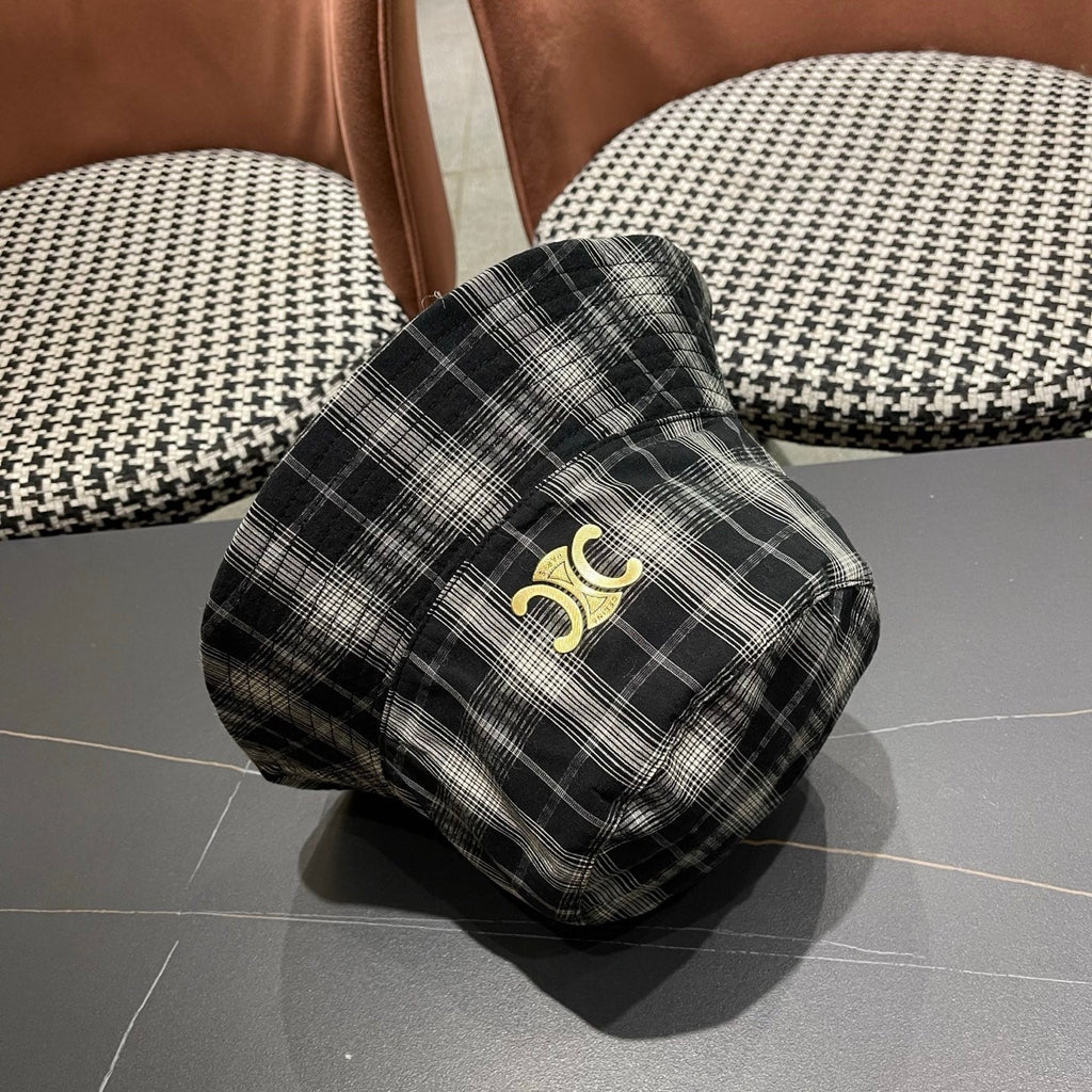 CELINE 26S BUCKET HAT STYLE 232