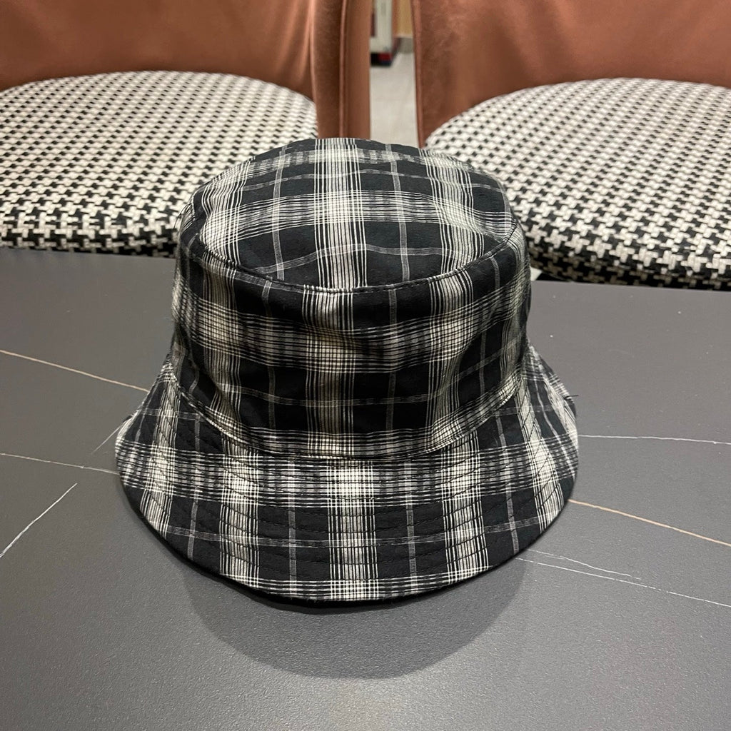 CELINE 26S BUCKET HAT STYLE 232