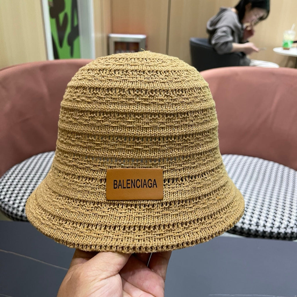 BALENCIAGA 26S BUCKET HAT STYLE 72