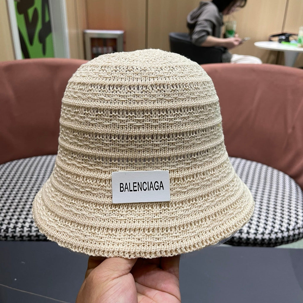 BALENCIAGA 26S BUCKET HAT STYLE 74