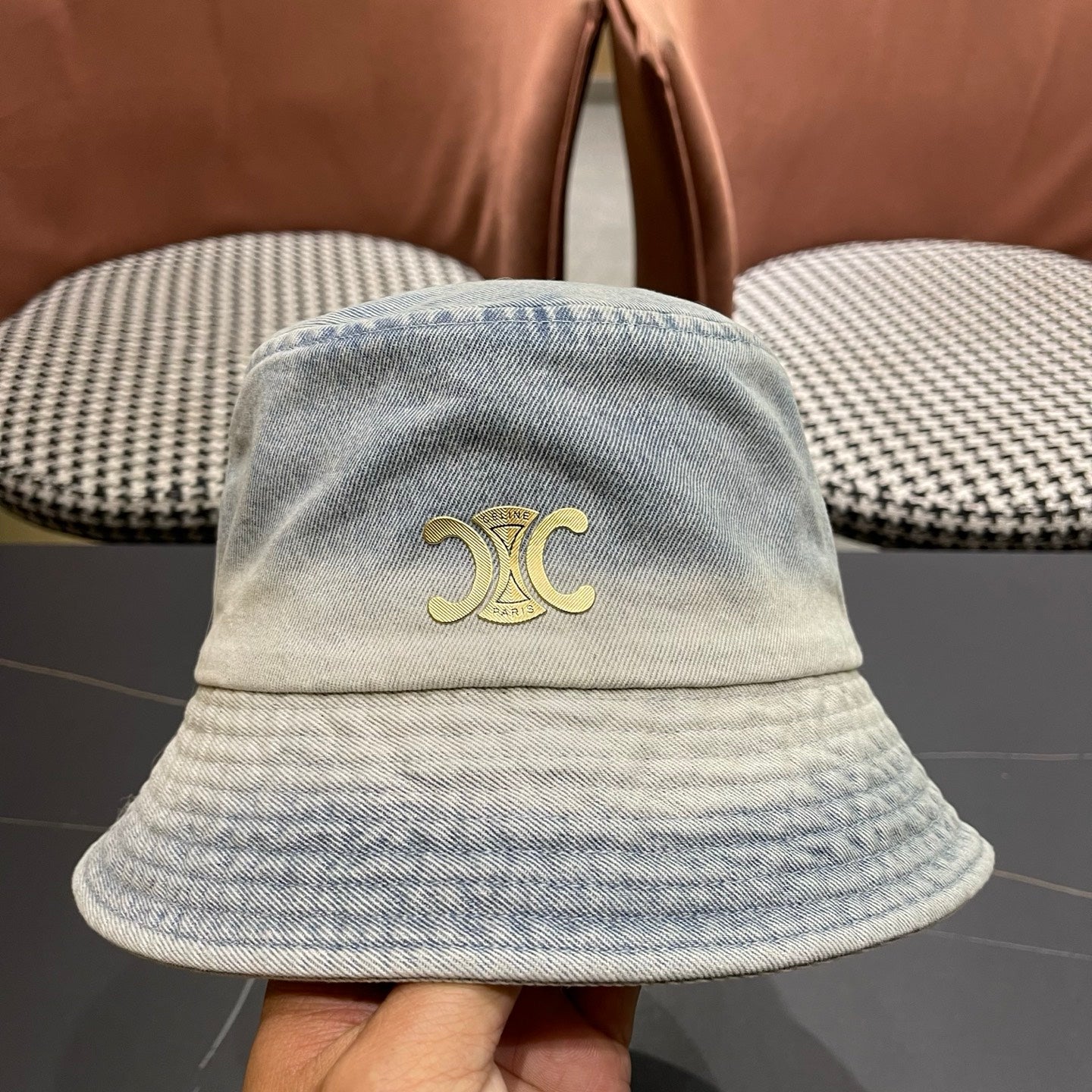 CELINE 26S BUCKET HAT STYLE 186