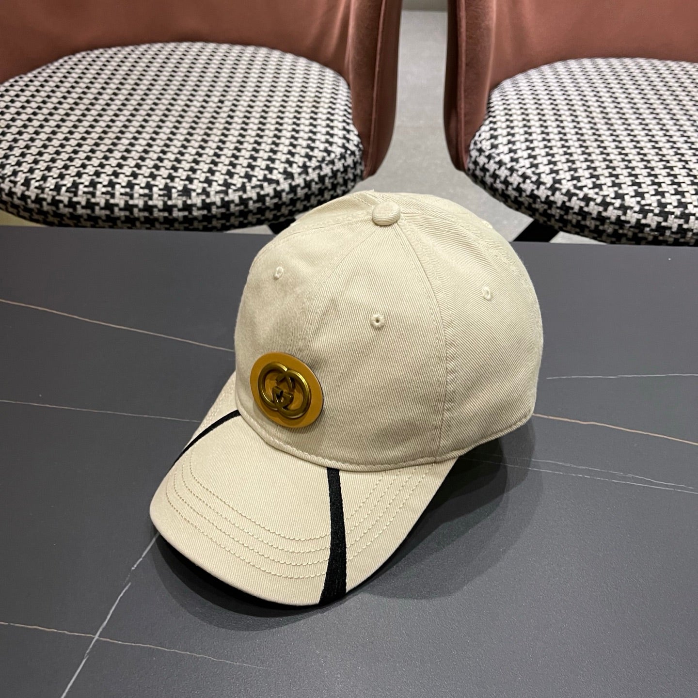 GUCCI 26S BASEBALL CAP STYLE 157