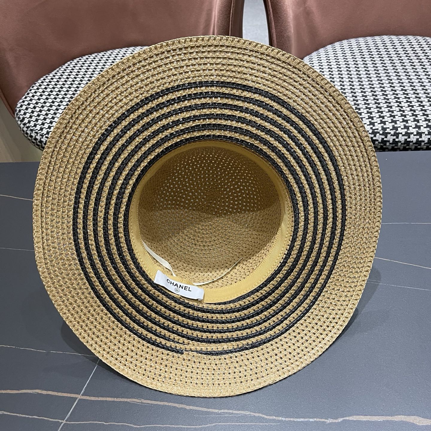 CHANEL 26S WIDE-BRIM STRAW HAT 335716